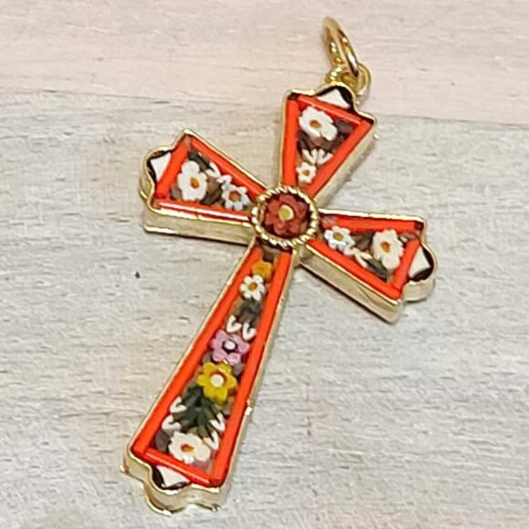 Micro Mosaic cross pendant, vintage cross pendent charm - Picture 2 of 2